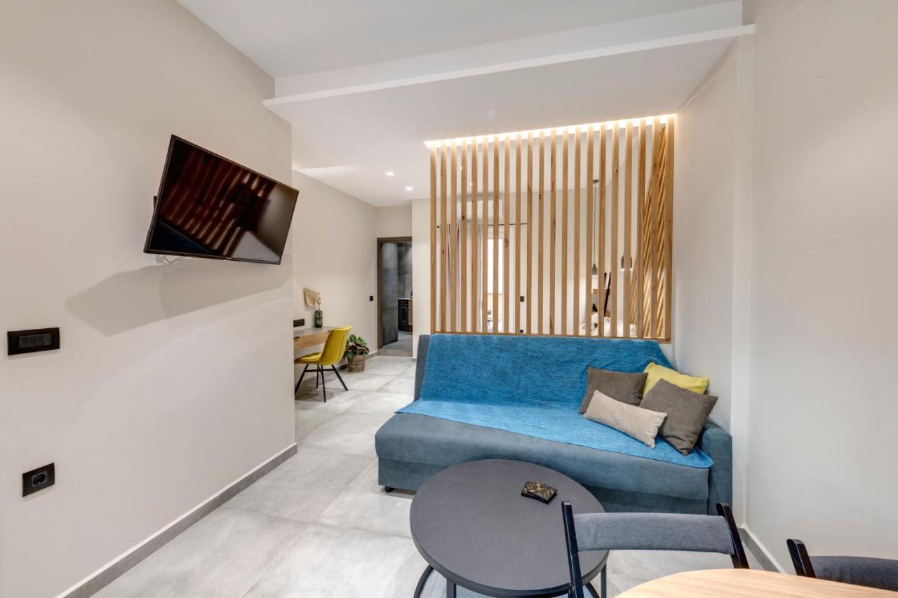 Argento Urban Apartment Ermoupoli Bagian luar foto